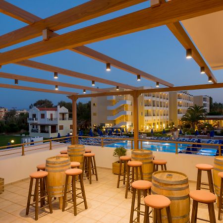 Отель Dessole Dolphin Bay Amoudara  Экстерьер фото