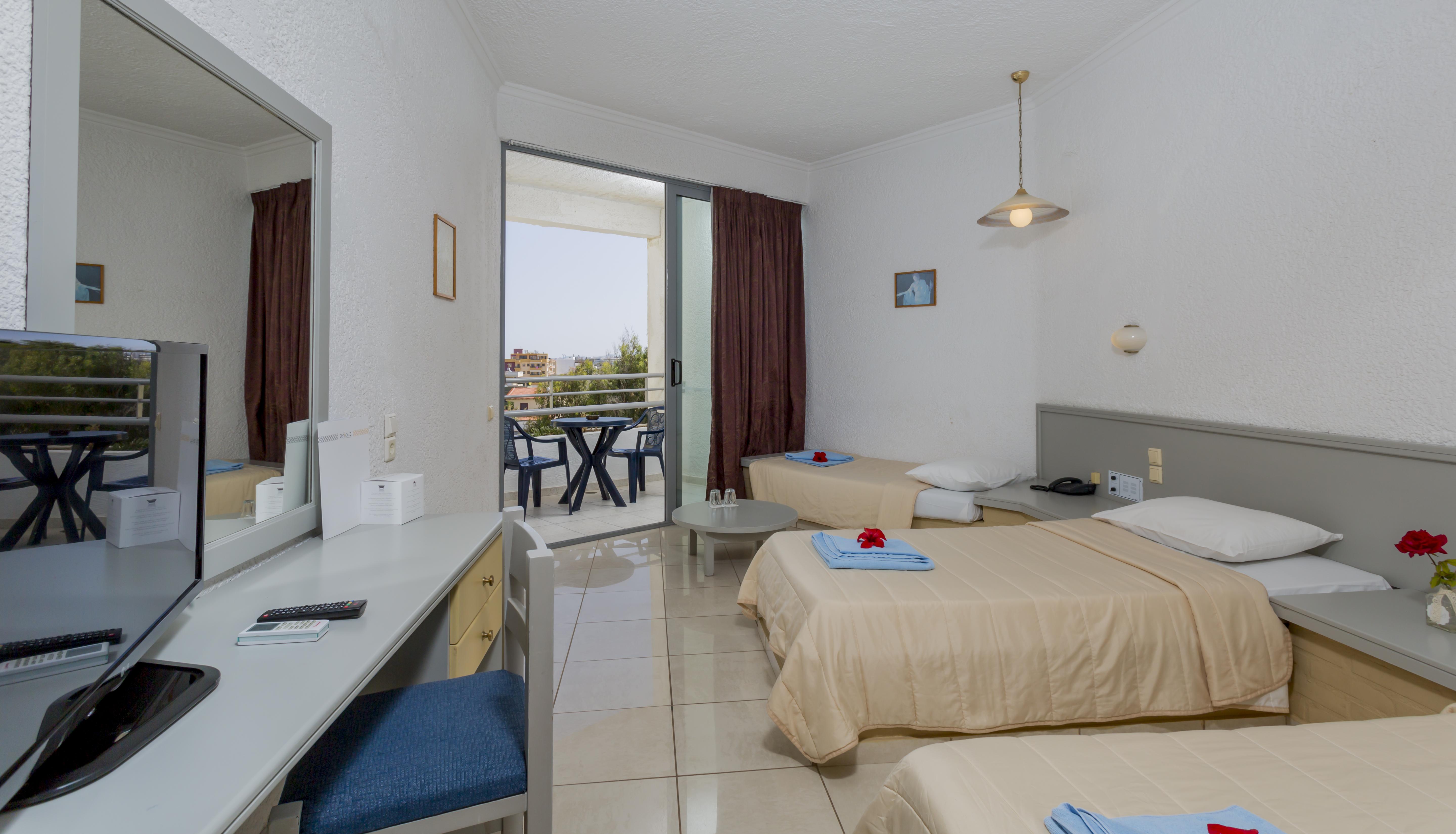 Отель Dessole Dolphin Bay Amoudara  Экстерьер фото