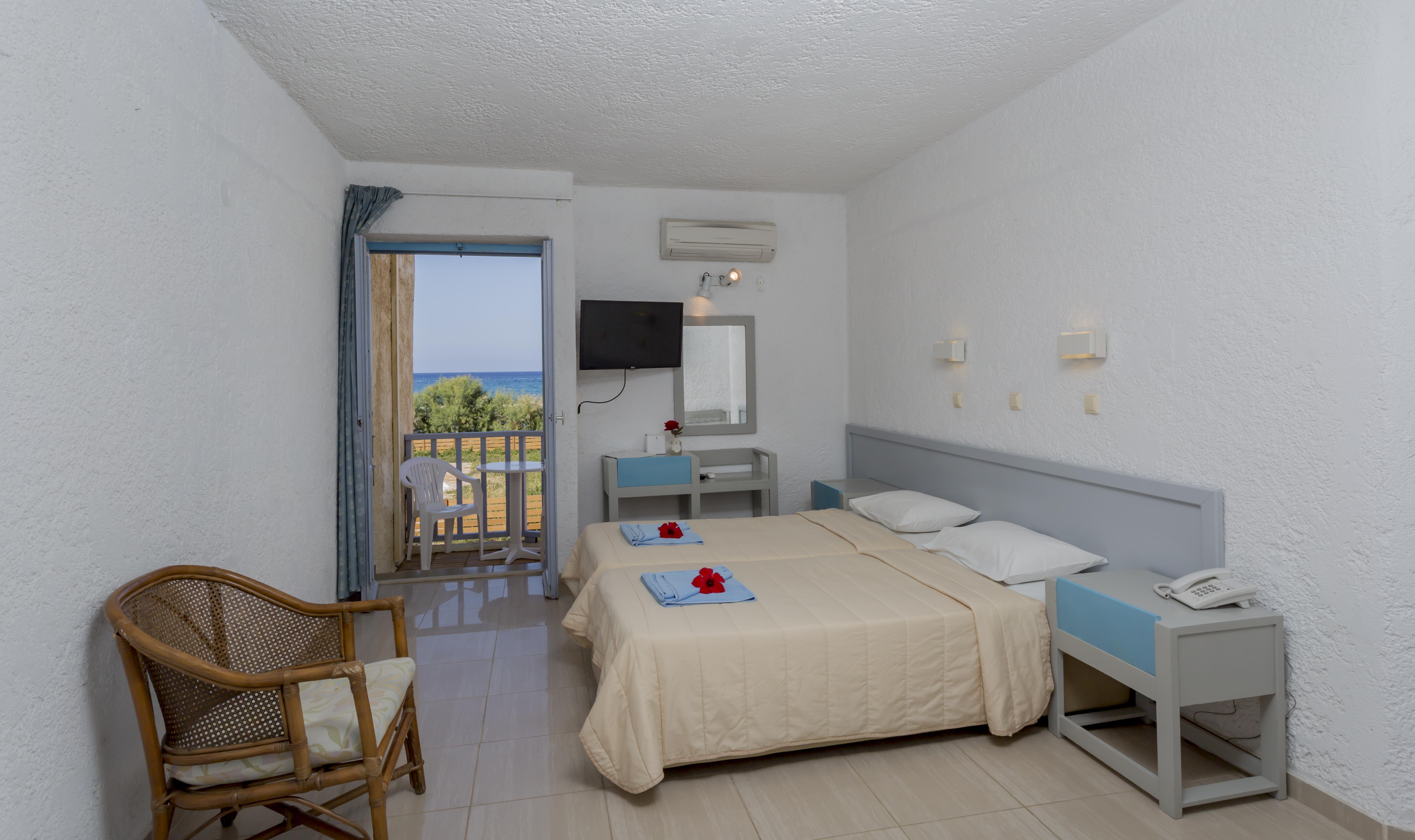 Отель Dessole Dolphin Bay Amoudara  Экстерьер фото